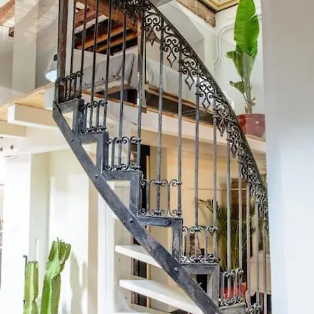 Alameda De Hercules Apartment